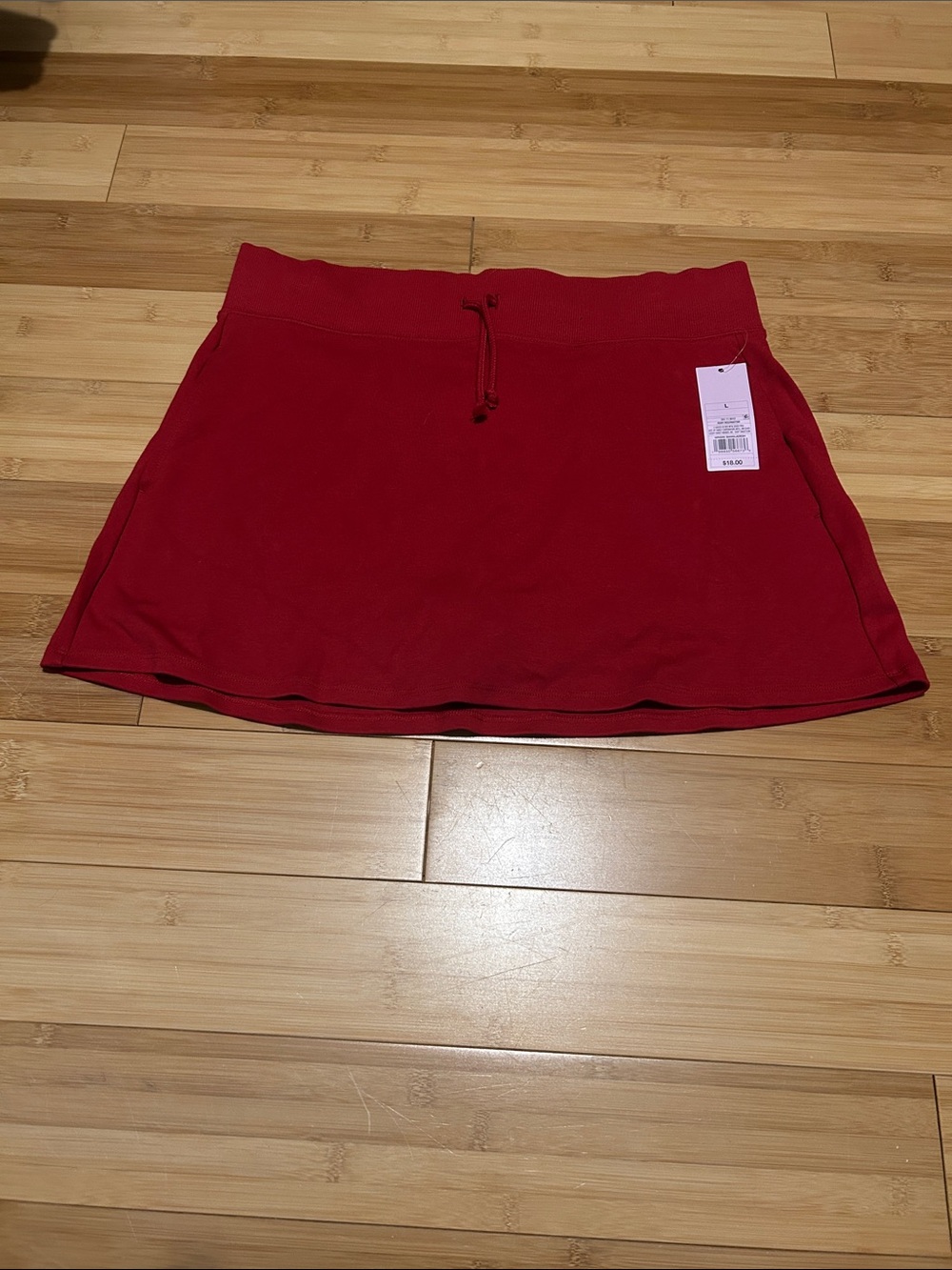 😍 NWT skort
